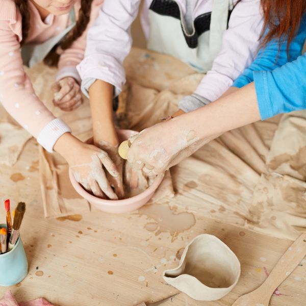 バリアフリーの陶芸体験教室アトリエ信はお子様の参加を歓迎しております