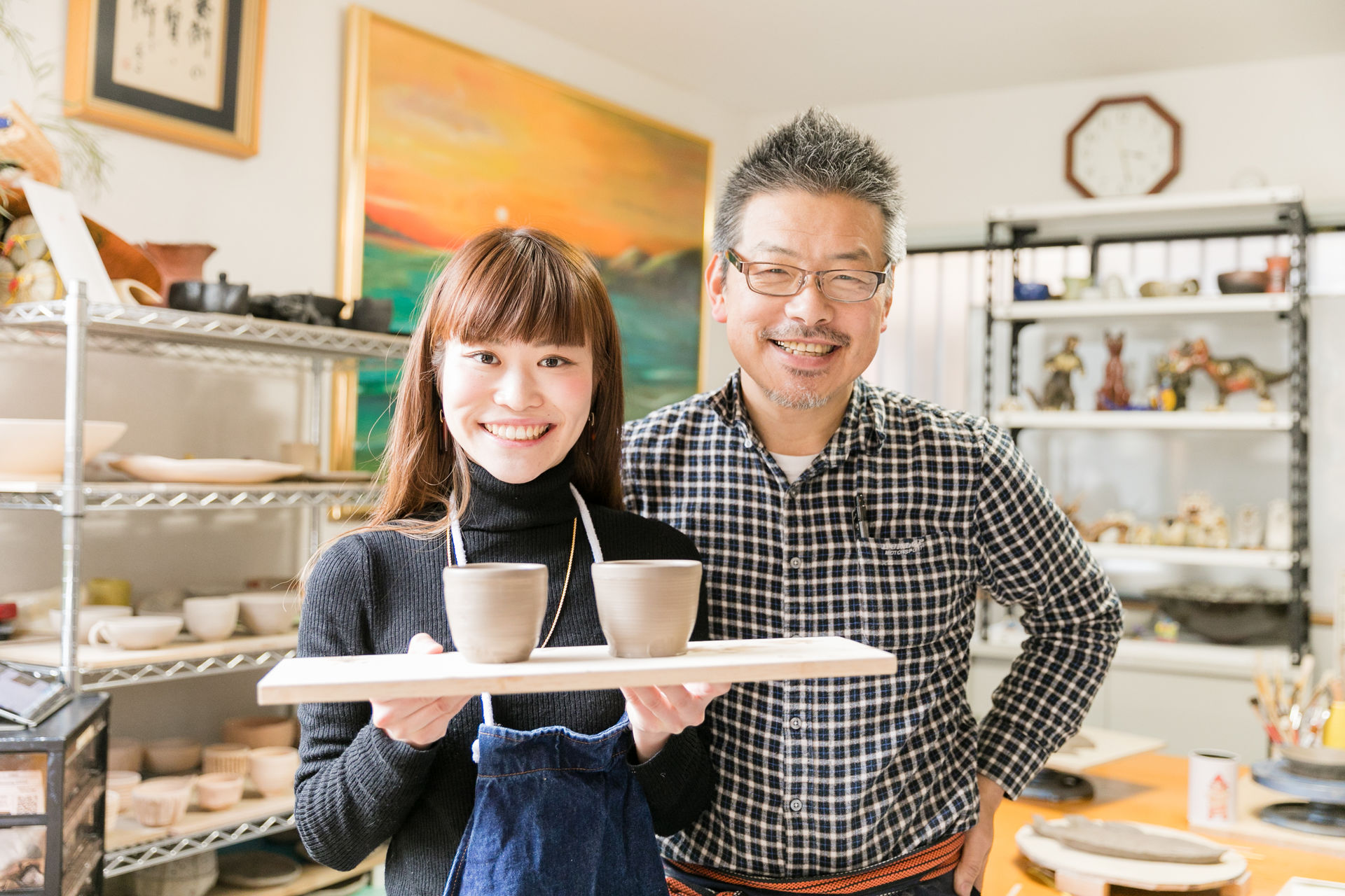 乾燥中の陶芸品