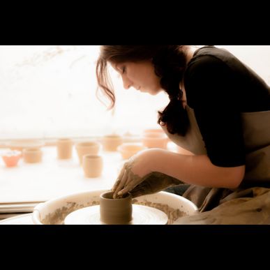 バリアフリーの陶芸体験教室アトリエ信で作品作りにチャレンジしませんか
