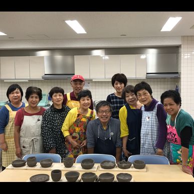 大阪で団体のレク・遊びなら陶芸体験教室アトリエ信へ！